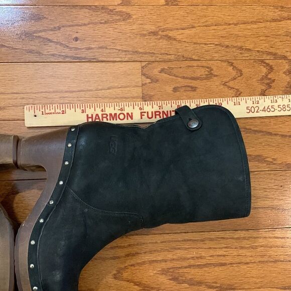 UGG Size 6 Lynnea black suede shearling lined clog boots - Picture 4 of 14